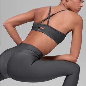 ALO Yoga ANTHRACITE Double-Strap Sports Bra Airlift Intrigue Bra
SIZE SMALL
|